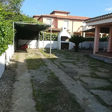 La Casa Del Relax A Pochi Passi Dal Mare Appartement Àrbatax